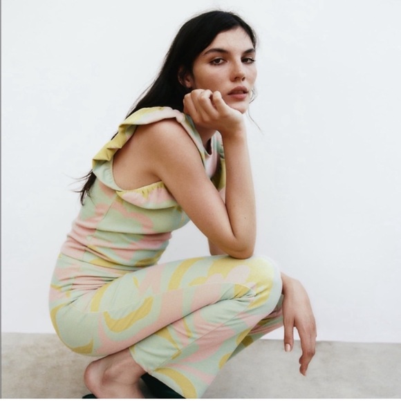 Zara Ruffled Pastel Top - Picture 1 of 11